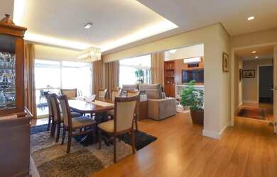 Imagem: O apartamento possui 3 Dormitórios, 5 Banheiros, 4 Vagas na