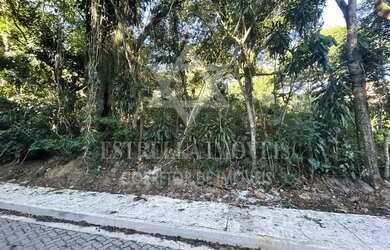 Imagem: O terreno possui 1.762m² de Área e está localizado em Barreira