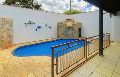 Imagem 3: Sobrado para venda no Jd Terra Branca - 4 quartos / 1 suíte - Bauru-SP