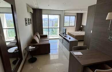 Imagem: O studio possui 1 Dormitório, 1 Banheiro, 1 Vaga na garagem