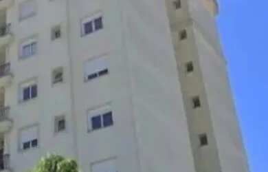 Imagem: O apartamento possui 2 Dormitórios, 2 Banheiros, 2 Vagas na
