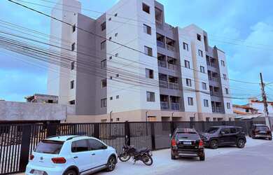 Imagem: O apartamento possui 2 Dormitórios, 2 Banheiros, 1 Vaga na