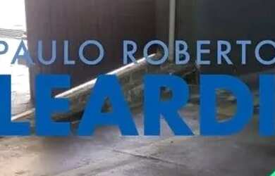 Imagem: O apartamento possui 3 Dormitórios, 1 Banheiro, 2 Vagas na