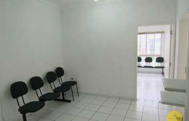 Imagem: O depósito possui 61m² de Área e está localizado em Lapa