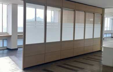 Imagem: O depósito possui 285m² de Área e está localizado em Centro