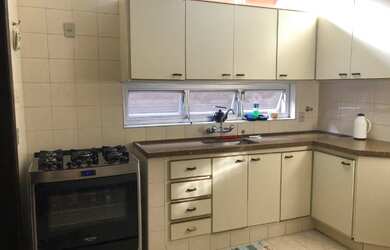 Imagem 5: CASAJUNDIAÍ. Área de serviço, 211m² de Área, 4 Vagas na garageme2...