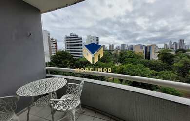 Imagem: O apartamento possui 1 Dormitório, 1 Banheiro, 1 Vaga na garagem