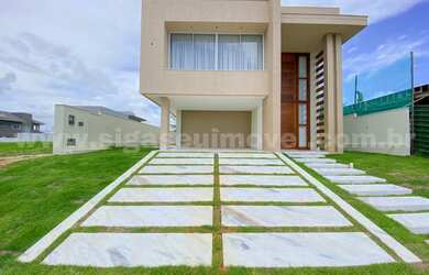 Imagem: A casa em condomínio possui 4 Dormitórios, 4 Banheiros, 4