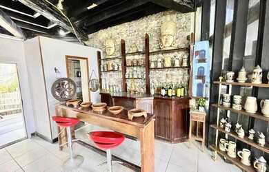 Imagem 10: Charmosa casa assinada por Zanina Caldas com encantadora vista panorâmica!