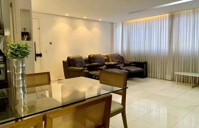 Imagem: O apartamento possui 3 Dormitórios, 3 Banheiros, 2 Vagas na