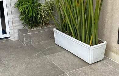 Imagem: A kitnet possui 1 Dormitório, 1 Banheiro e está localizado