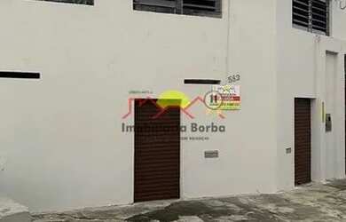 Imagem: O depósito possui 2 Vagas na garagem, 86m² de Área e está