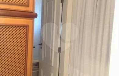 Imagem 16: Excelente apto duplex mobiliado na Praia da Enseada/Guarujá