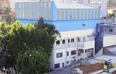 Imagem: O depósito possui 1.951m² de Área e está localizado em