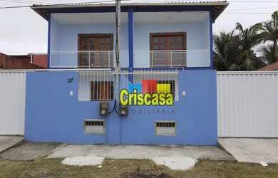 Imagem: A casa possui 3 Dormitórios, 4 Banheiros, 2 Vagas na garagem