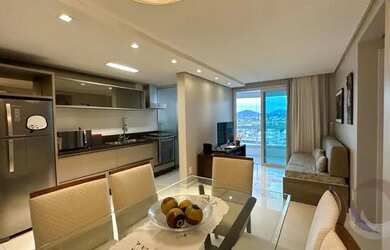 Imagem: O apartamento possui 2 Dormitórios, 2 Banheiros, 2 Vagas na