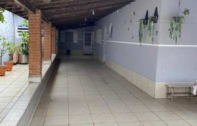 Imagem: A casa possui 2 Dormitórios, 2 Banheiros, 10m² de Área e