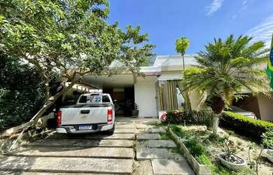 Imagem: A casa em condomínio possui 3 Dormitórios, 4 Banheiros, 4