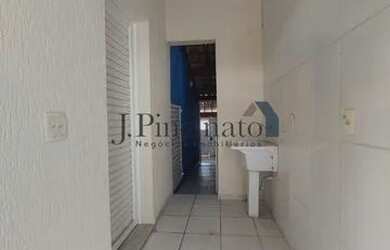 Imagem 15: Casa Sobrado em Jundiaí. Churrasqueira, Varanda, Guarda roupae177m²...