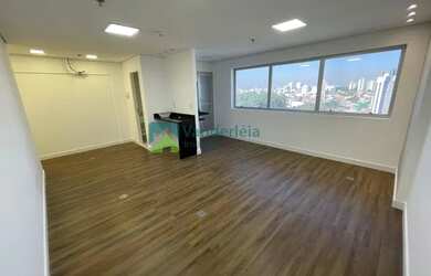 Imagem: O depósito para alugar possui e está localizado em Vila Yara