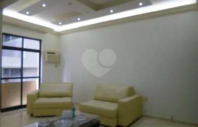 Imagem: O apartamento à venda possui 1 Dormitório, 1 Banheiro e 88m²