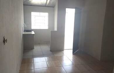 Imagem: O quarto está localizado em Planalto, Cuiabá para alugar por