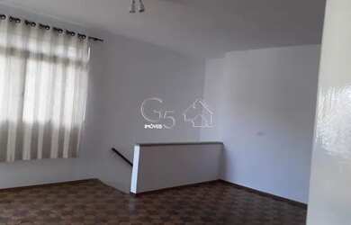 Imagem: A casa possui 3 Dormitórios, 1 Banheiro, 409m² de Área e