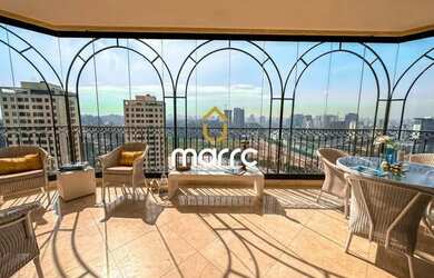 Imagem: O apartamento possui 4 Dormitórios, 5 Banheiros, 5 Vagas na