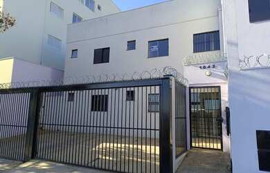 Imagem: O apartamento possui 2 Dormitórios, 1 Banheiro e 10m² de Área