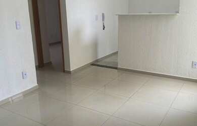 Imagem: O apartamento possui 2 Dormitórios, 1 Banheiro, 2 Vagas na