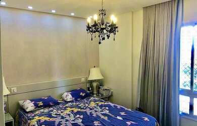 Imagem: O apartamento possui 3 Dormitórios, 1 Banheiro, 2 Vagas na