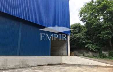 Imagem: O depósito possui 2.700m² de Área e está localizado em