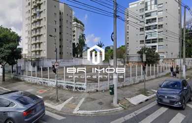 Imagem: O terreno possui 1.911m² de Área e está localizado em Bairro