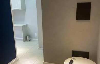 Imagem: O depósito possui 1 Vaga na garagem, 32m² de Área e está