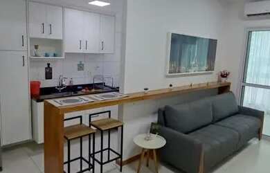 Imagem: O apartamento possui 1 Dormitório, 1 Banheiro, 1 Vaga na garagem