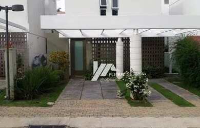 Imagem: A casa possui 3 Dormitórios, 3 Banheiros, 2 Vagas na garagem