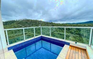 Imagem: O apartamento possui 4 Dormitórios, 5 Banheiros, 4 Vagas na