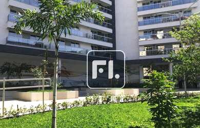 Imagem: O depósito possui 5 Vagas na garagem, 384m² de Área e está