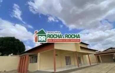 Imagem: A casa possui 5 Dormitórios, 2 Banheiros e 600m² de Área