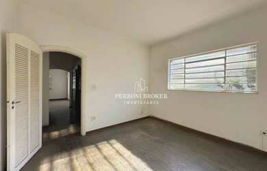 Imagem 16: Casa no alto. Varanda, 242m² de Área, 4 Vagas na garageme3 Dormitórios