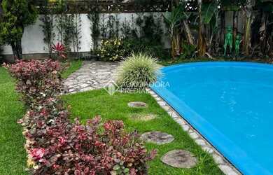 Imagem 13: Casa 3 dormitórios 200m2 privativos 4 vagas de garagem no bairro Cachoeira...