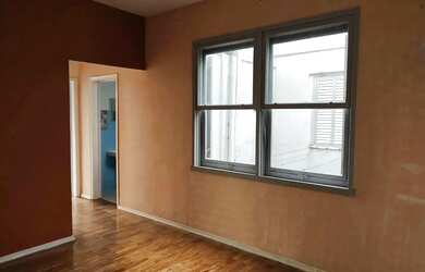 Imagem: O apartamento possui 2 Dormitórios, 1 Banheiro, 58m² de Área