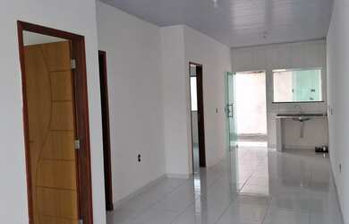 Imagem 4: VENDO LINDA CASA NO FLORES. E. CONDOMÍNIO FECHADO..