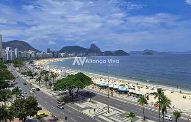 Imagem: O apartamento à venda possui 4 Dormitórios, 5 Banheiros, 2