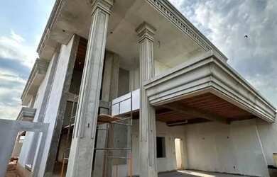 Imagem: A casa em condomínio possui 4 Dormitórios, 5 Banheiros, 4