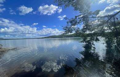 Imagem: A chácara possui 2.000m² de Área e está localizado em Plano