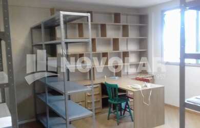 Imagem: O depósito possui 1 Vaga na garagem, 30m² de Área e está