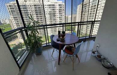 Imagem: O apartamento possui 2 Dormitórios, 2 Banheiros, 1 Vaga na