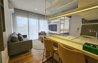 Imagem: O apartamento possui 1 Dormitório, 1 Banheiro, 1 Vaga na garagem