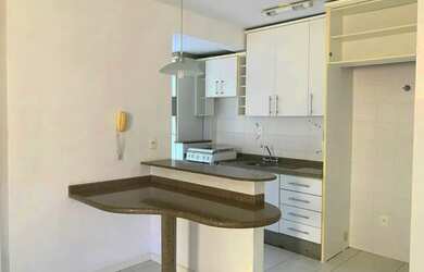 Imagem: O apartamento possui 2 Dormitórios, 2 Banheiros, 1 Vaga na